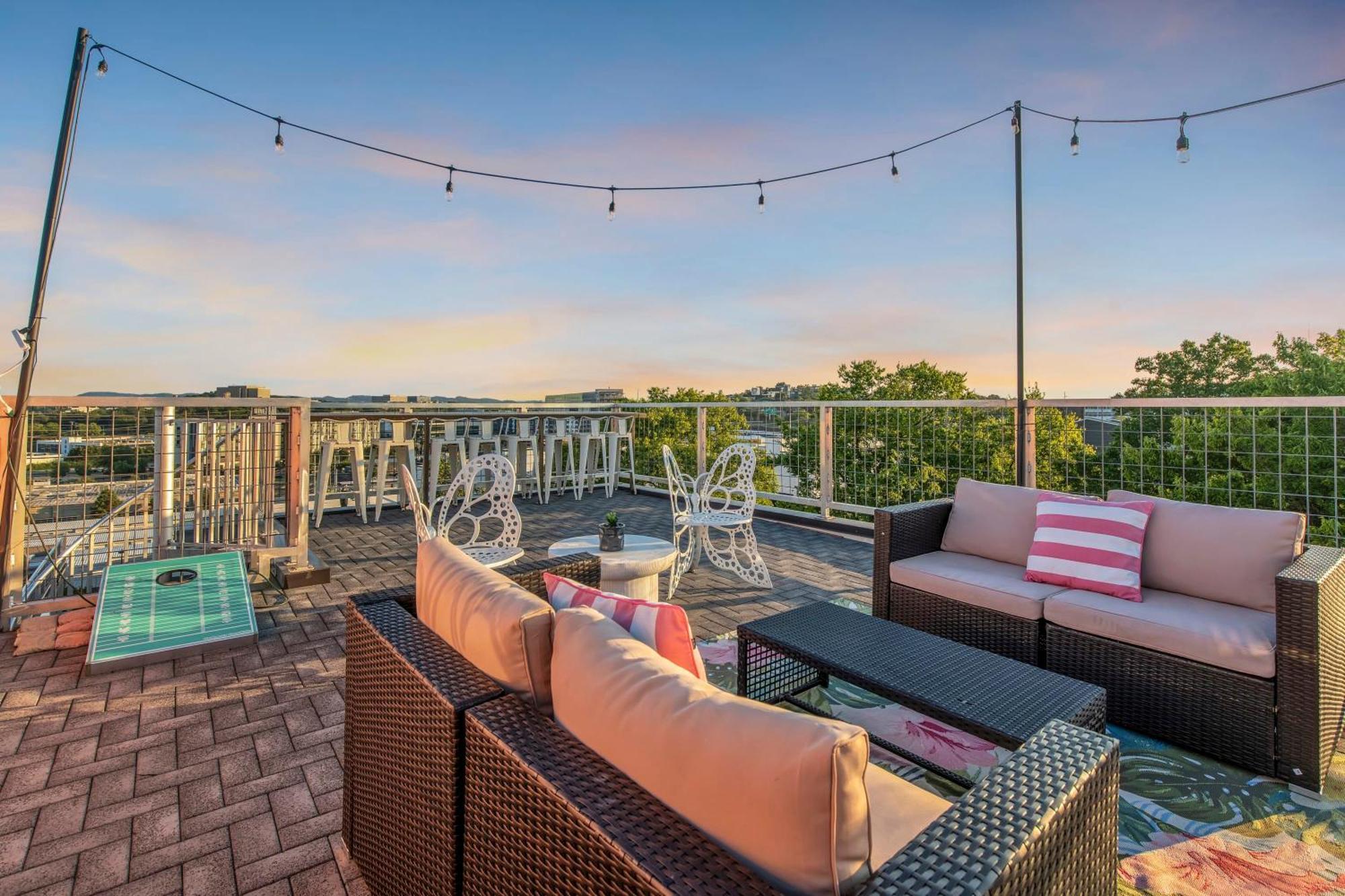 Dolly'S Big House - 18 Beds Skydeck Views Villa Nashville Exterior photo